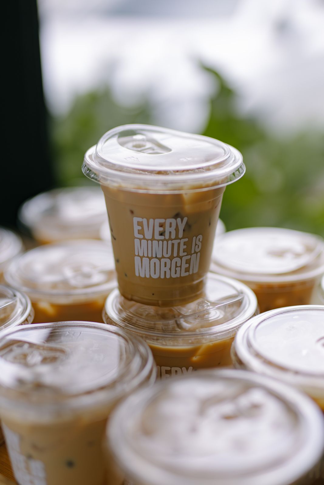 Iced lattes in Every Minute is Morgen cups