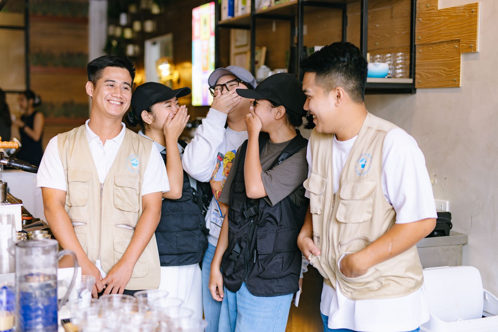 The Morgen crew sharing a laugh